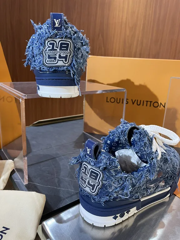 Louis Vuitton Shoe 